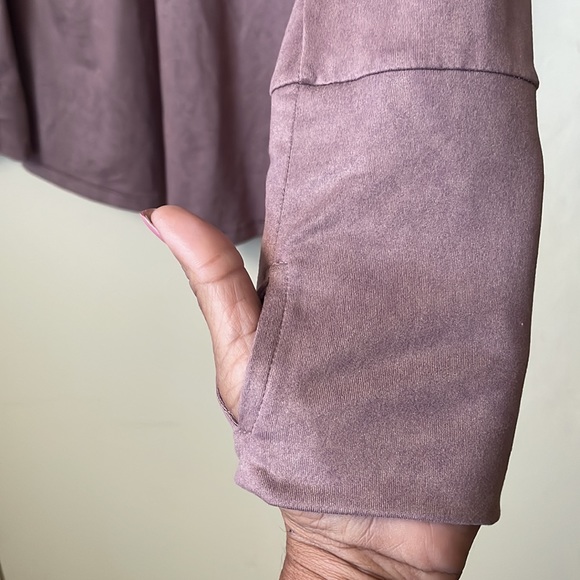 Yoga shirt - Picture 3 of 3